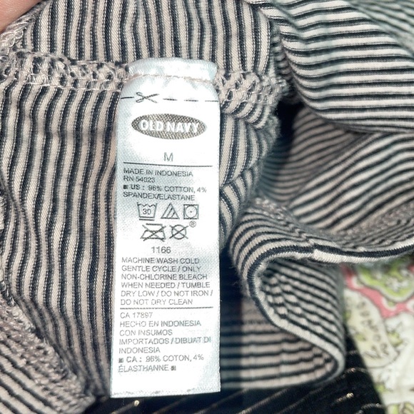 Legging bundle 3 pairs 1 small 2 med - Picture 5 of 5